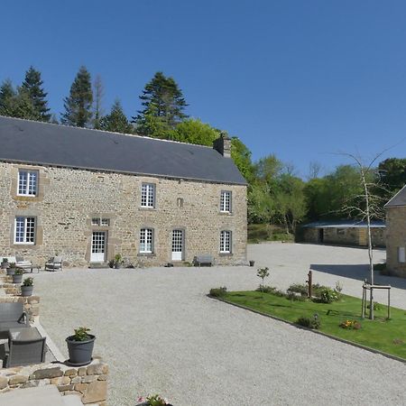 La Vallee Joly Le Vast Buitenkant foto
